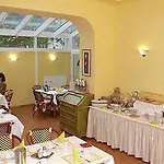 Arabella Garni 3*