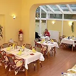 Arabella Garni 3*