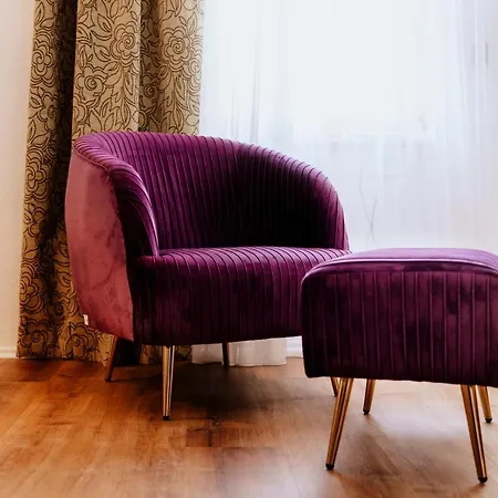 Arabella Garni Hotel 3*